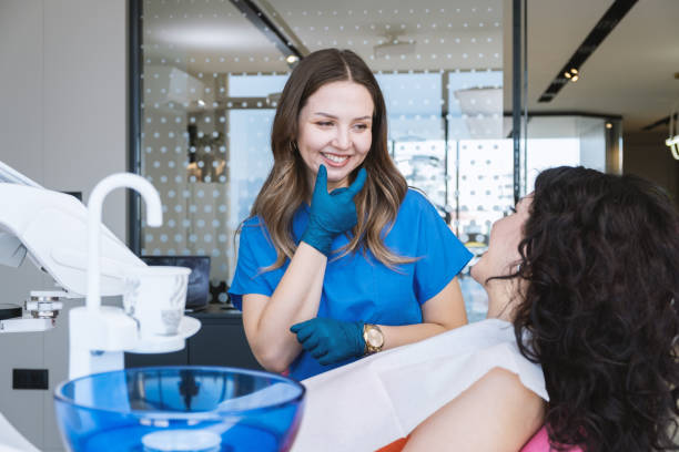 Best Dental Bonding  in Iuka, MS